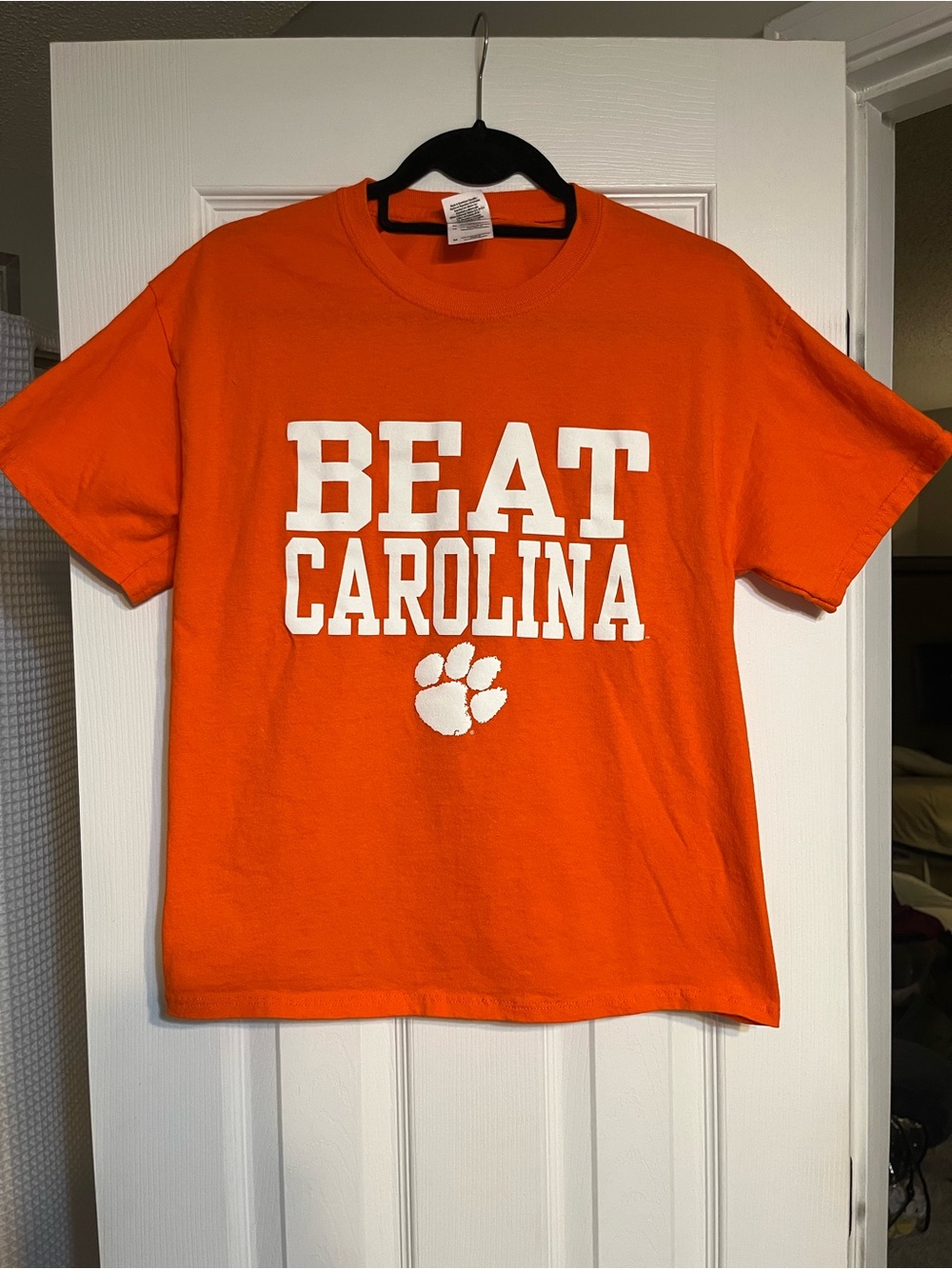 Gildan Orange 'BEAT CAROLINA' Clemson Tiger Tee with White Paw Graphic